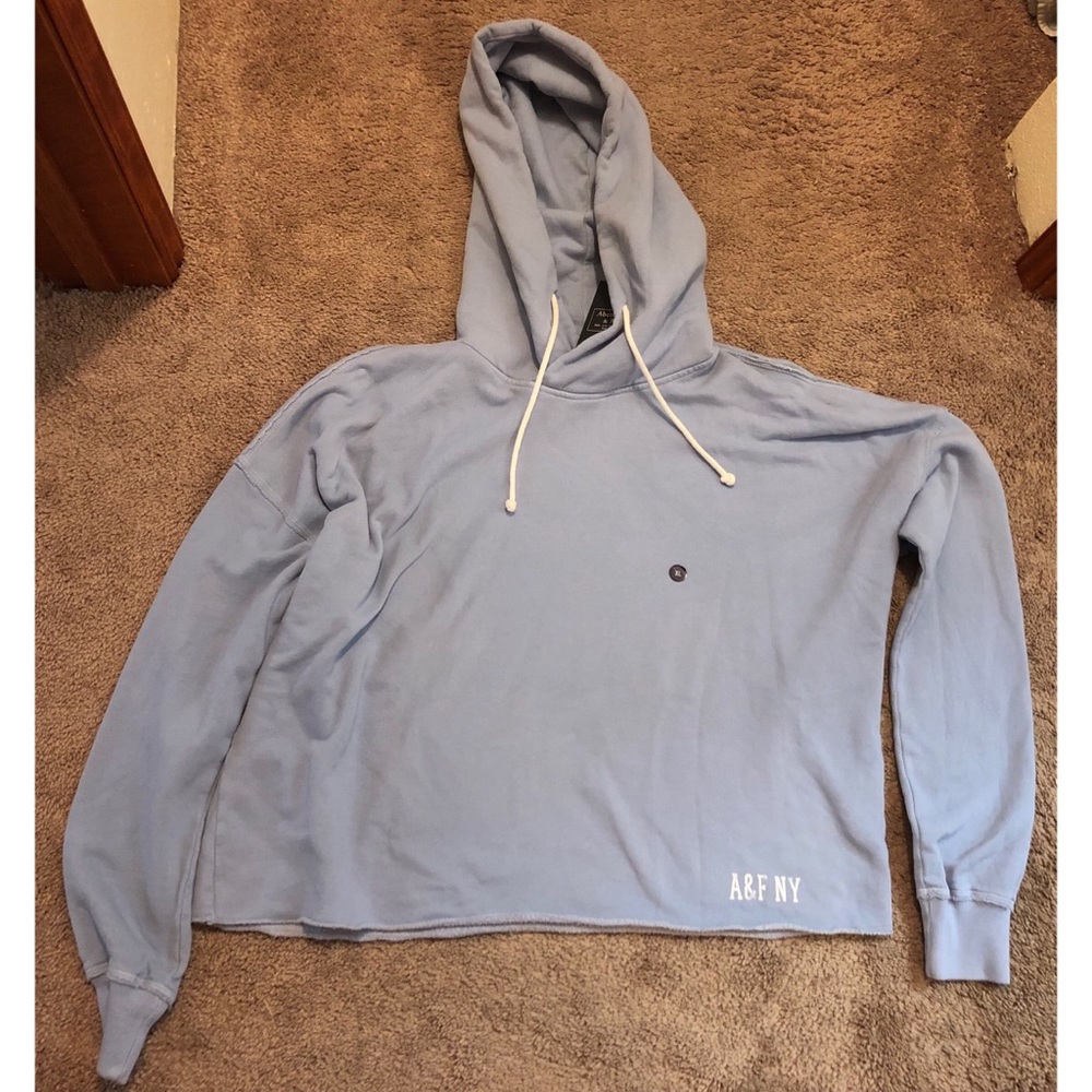 NWT Abercrombie & Fitch Sweatshirt